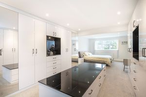 Photo 6- click for photo gallery